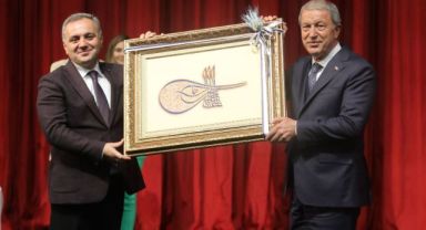 Milli Savunma Bakanı Akar, ERÜ’de “Türkiye'de Yeni Nesil Savunma Sanayi ve Kayseri'nin Önemi” Konulu Konferans Verdi