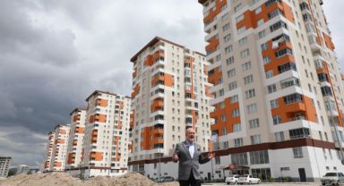 BAŞKAN ÇOLAKBAYRAKDAR; “DÖNÜŞÜMLE SOSYAL ODAKLI ÖRNEK BİR MAHALLE İNŞA EDİYORUZ” -KOCASİNAN’DAN KENTSEL DÖNÜŞÜMLE YUNUSEMRE ’YE YENİ ÇEHRE VE MODERN PARK