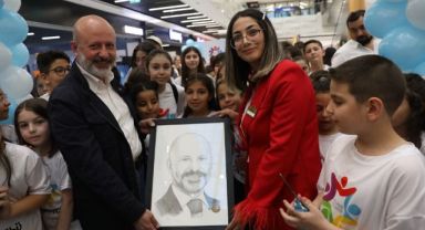 Başkan Çolakbayrakdar; “Her Alanda Gençlerimizin Ve Evlatlarımızın Yanındayız”