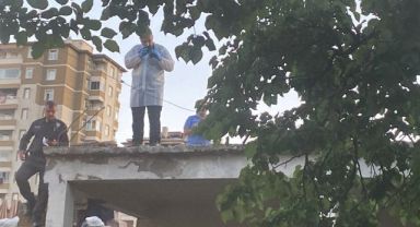 Çatıda oyun oynayan çocuk elektrik akımına kapıldı