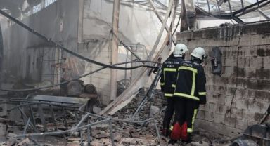 Kayseri'de fabrika yangını 1 saatte söndürüldü