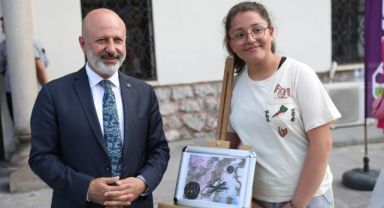 KOCASİNANLI ÇOCUKLAR, HAYALLERİNDEKİ GÖKYÜZÜNÜ ÇİZDİLER