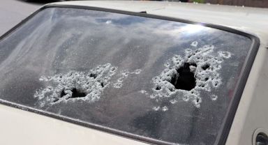 Otomobildeki kardeşlere kanlı pusu: 2 yaralı