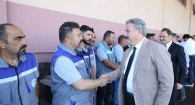 BAŞKAN PALANCIOĞLU, BELEDİYE ÇALIŞANLARIYLA BAYRAMLAŞTI