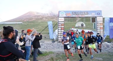 BÜYÜKŞEHİR EV SAHİPLİĞİNDEKİ ULUSLARARASI ULTRA SKY TRAİL DAĞ MARATONU’NDA ÖDÜLLER SAHİBİNİ BULDU