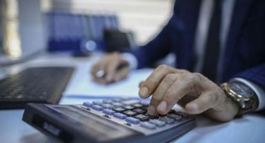 Emekli ve memur maaşları enflasyona göre ne kadar zamlanacak? İşte Öğretmen, polis, hemşire, imam, doktor maaşları...