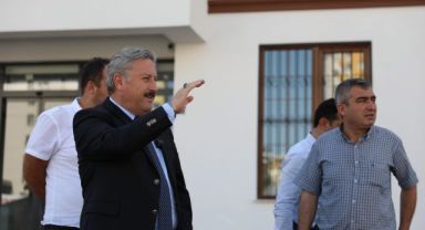 ESENTEPE MAHALLESİNDE SAĞLIK MERKEZİ, KÜTÜPHANE VE YOL ÇALIŞMASI BİR ARADA