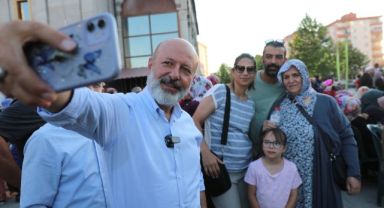 KOCASİNAN’LI ÇOCUKLAR, BAŞKAN ÇOLAKBAYRAKDAR İLE ŞENLENDİ