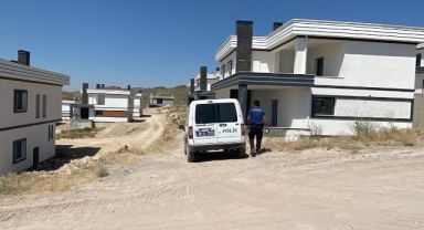 Mobilya ustasını vurup kaçtı
