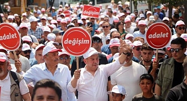 Tanju Özcan'ın Ankara'ya 'Değişim ve Adalet yürüyüşü başladı