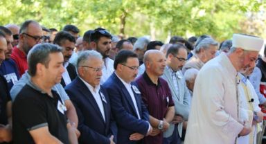 Vali Çiçek, Terör Gazisi İsmet Eraslan’ın Cenazesine Katıldı