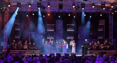 VALİ ÇİÇEK VE BAŞKAN BÜYÜKKILIÇ, TRT SANATÇILARI ŞEHİR KONSERLERİ’NE KATILDI