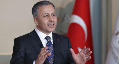 Ali Yerlikaya 'Göçmen kaçakçılığı organizatörlerinin nefeslerini keseceğiz' dedi sayıyı açıkladı