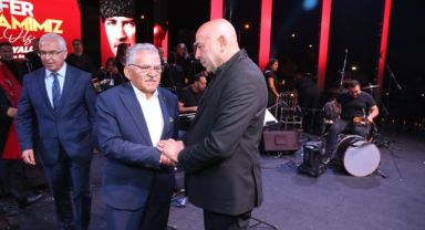 ANTAKYA MEDENİYETLER KOROSU ŞEFİNDEN BAŞKAN BÜYÜKKILIÇ’A: