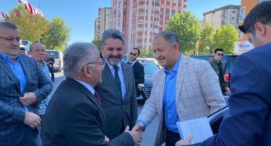 BAKAN ÖZHASEKİ VE BAŞKAN BÜYÜKKILIÇ, BÜYÜKŞEHİR’İN 11’İNCİ KÜTÜPHANESİNİ AÇTI