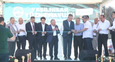 BAŞKAN BÜYÜKKILIÇ, YEŞİLHİSAR YÜZME HAVUZU’NUN AÇILIŞINI YAPTI
