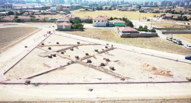 BAŞKAN ÇOLAKBAYRAKDAR; “YETER Kİ 1 METREKARE ALANIN MÜLKİYETİ KAMUYA AİT OLSUN HIZLICA PARK YAPIYORUZ”