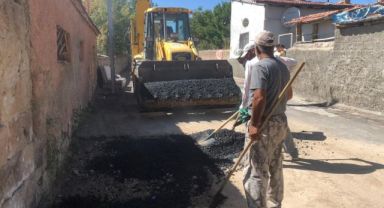 BÜNYAN'DA ASFALT YAMA ÇALIŞMALARI SÜRÜYOR