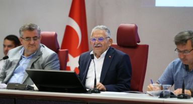 BÜYÜKŞEHİR BELEDİYE MECLİSİ, 111 MADDEYİ KARARA BAĞLADI