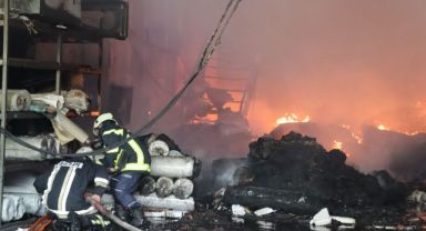 fabrikadaki yangın kontrol altına alındı