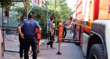 Kayseri'de ev yangını: 3'ü çocuk 5 kişi zehirlendi