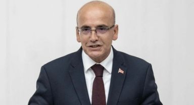 Mehmet Şimşek'ten dikkat çeken açıklamalar: 2024'te rüzgar bizden yana esecek