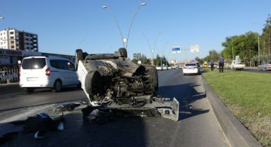 Otomobil takla attı, kadın sürücü yaralandı
