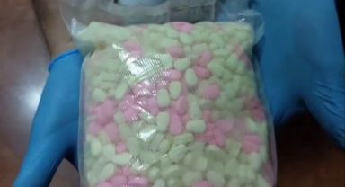 Terminalde uyuşturucu operasyonu: 3 gözaltı