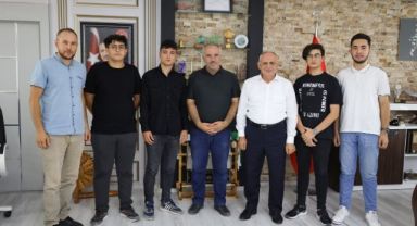 YAHYALI’DAN DÖRT PROJE MEB ROBOT YARIŞMASINA KATILACAK
