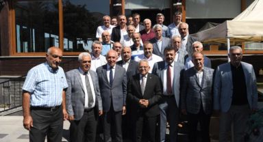 BAŞKAN BÜYÜKKILIÇ, 41 ESNAF ODASI BAŞKANI İLE BİR ARAYA GELDİ