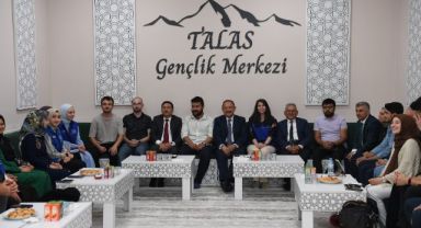 BÜYÜKŞEHİR, “DİJİTAL GENÇLİK MERKEZİ” KURUYOR