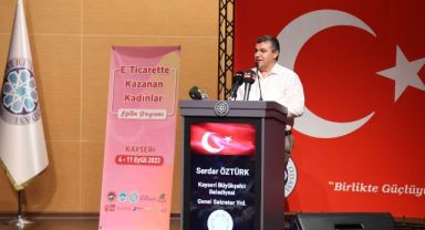 BÜYÜKŞEHİR VE VALİLİK İŞBİRLİĞİ İLE KADINLARA ÜCRETSİZ E-TİCARET EĞİTİM PROGRAMI BAŞLADI.