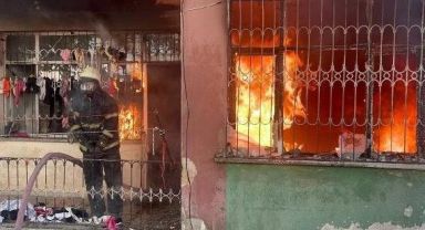 Evde çıkan yangında 6 yaşındaki çocuk hayatını kaybetti