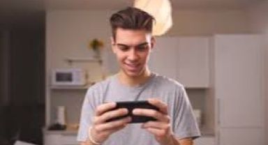 Gençlere vergisiz telefonda detaylar belli oldu: İşte indirim yapılması planlanan telefonlar