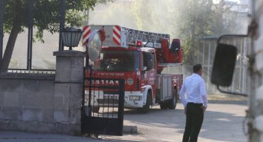 Kayseri’de fabrika hurdalığında çıkan yangın söndürüldü