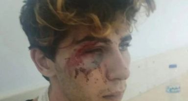 Sevgilisinden çıplak fotoğraf isteyip kendisine silahla işkence ettiler! Sosyal medyada yayınladılar