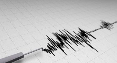 Son Dakika! Kuşadası Körfezi'nde 4.4 büyüklüğünde deprem