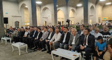 Vali Çiçek Eyvan Sohbetleri ’ne Katıldı