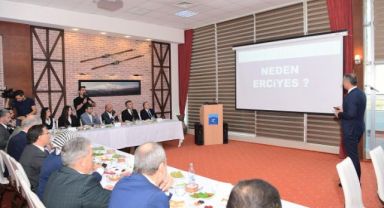 ZİRVEDE “ERCİYES’İN GELECEK VİZYONU” SUNUMU