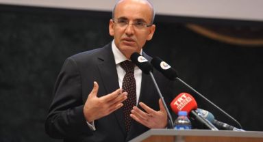 Bakan Şimşek'ten yeni vergi düzenlemesi sinyali: Kanunları gözden geçiriyoruz