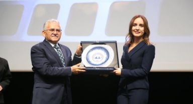 BAŞKAN BÜYÜKKILIÇ, GENÇ İLETİŞİMCİLER İLE BİR ARAYA GELDİ