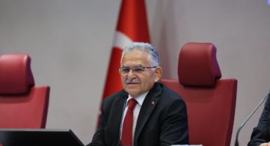 BAŞKAN BÜYÜKKILIÇ: “KİTAP FUARIMIZ TÜM ÜLKEDE YANKILANDI”