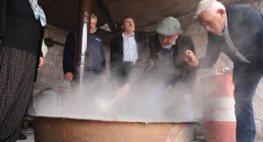 BAŞKAN ÇOLAKBAYRAKDAR, “KÜLTÜRÜMÜZÜ, GELECEK NESİLLERİMİZE AKTARIYORUZ”