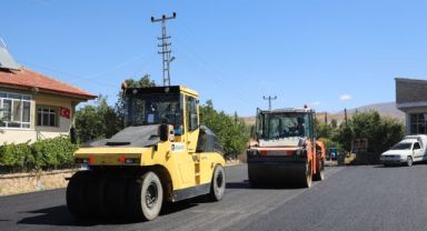 BÜYÜKŞEHİR’DEN AKKIŞLA İLÇESİNE 55 MİLYON TL’LİK “YOL” YATIRIMI