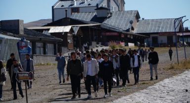 BÜYÜKŞEHİR’DEN ÜNİVERSİTE ÖĞRENCİLERİNE “KÜLTÜR YOLU” GEZİSİ