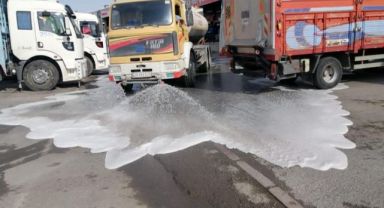 BÜYÜKŞEHİR HAL KOMPLEKSİ’NDE KAPSAMLI TEMİZLİK, HER YER PIRIL PIRIL