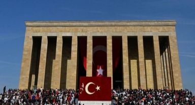 Cumhuriyet’in 100’üncü yılında Anıtkabir’de rekor