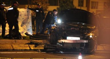 Kayseri'de feci kaza: Tıra arkadan çarpan otomobildeki 1 kişi öldü, 2 kişi yaralandı