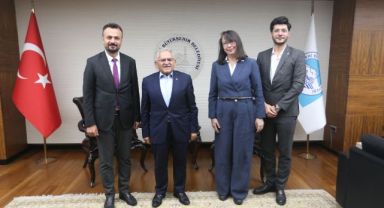 KAYSERİ DEVLET TİYATROSU, KENDİ KADRO VE SAHNESİYLE SEYİRCİSİYLE BULUŞUYOR