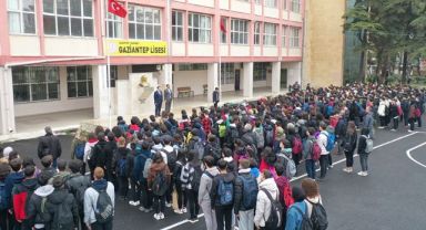 Okullarda Filistin'deki saldırılarda hayatını kaybeden çocuklar için saygı duruşunda bulunulacak